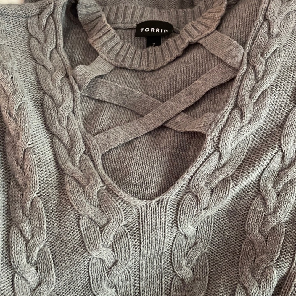 Winter Wonderland Torrid Cable size 2 Sweater tunic length